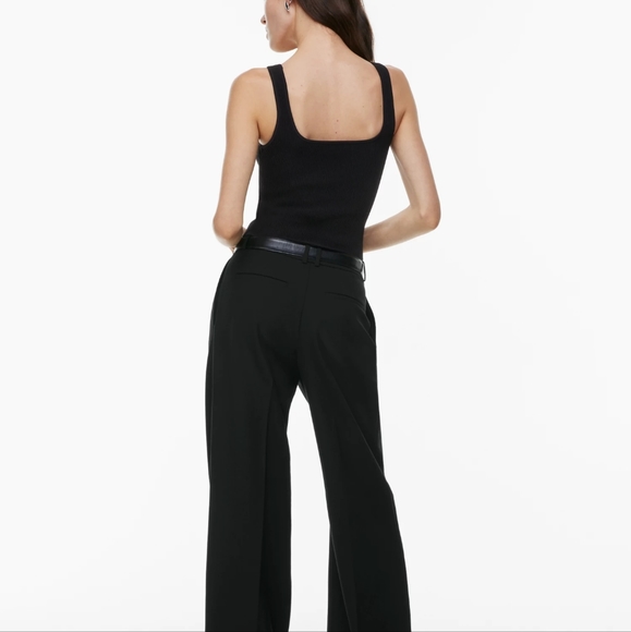 ARITZIA BABATON Sculpt Knit Squareneck Ribbed Tank Top Black and White in Small - Picture 9 of 9